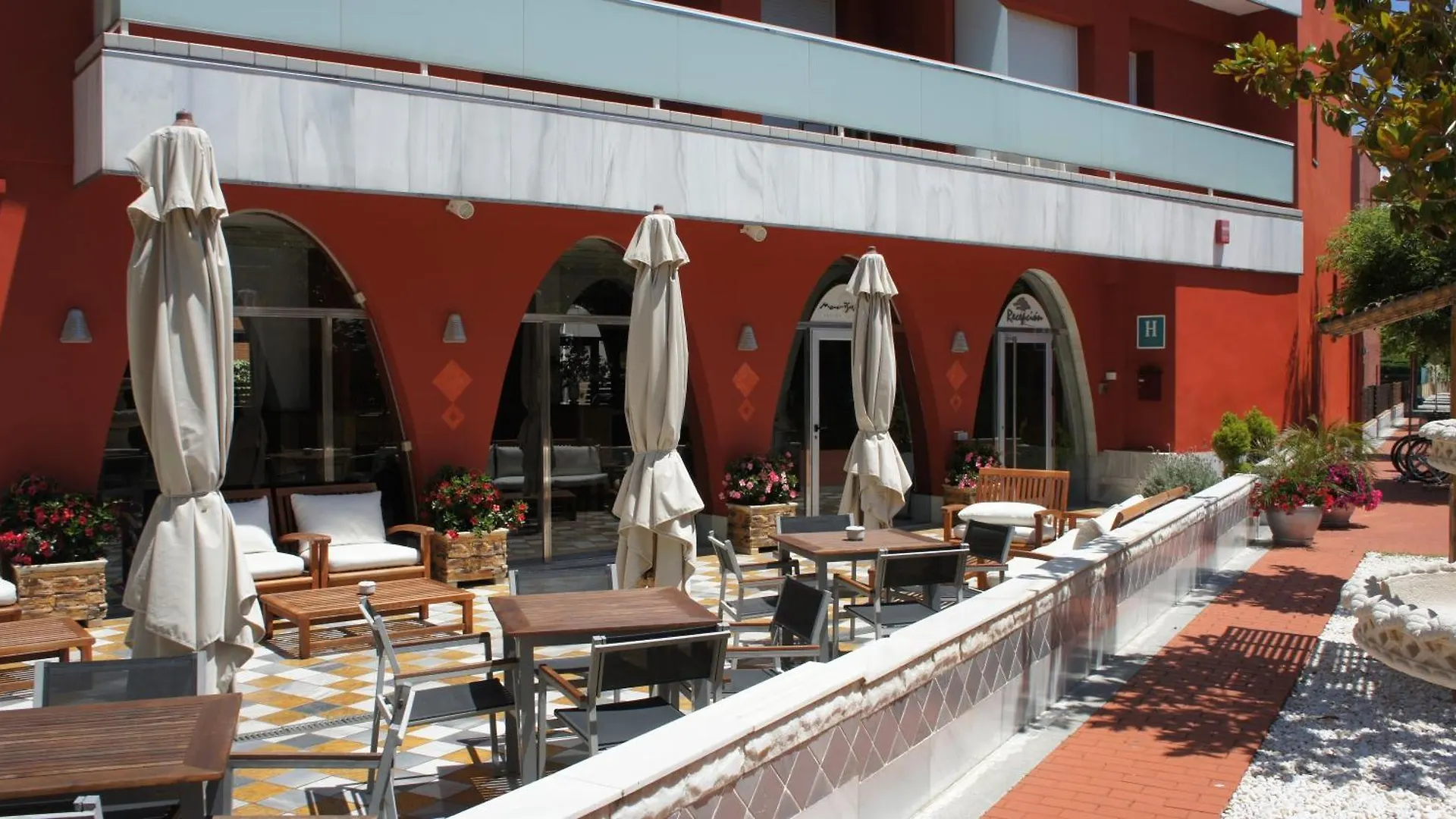 Hotel Spa Pinar Del Mar Platja d'Aro 3*,